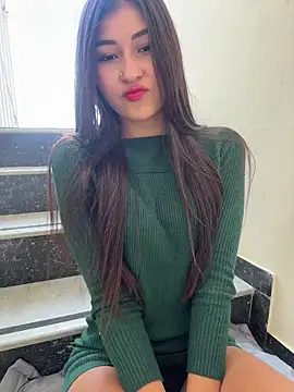 Snapshot of Aylin-fire chatting on 05/26/26, 06:48 Aylin-fire online show from 05/26/26, 06:48