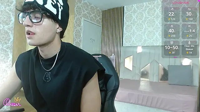 Kyler tay online show from 06/09/26, 11:44