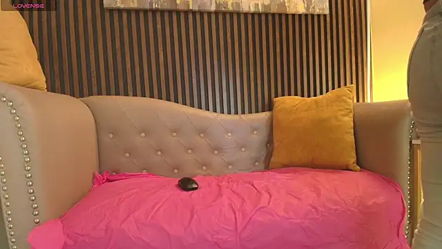Madame mature1 online show from 07/09/26, 02:32