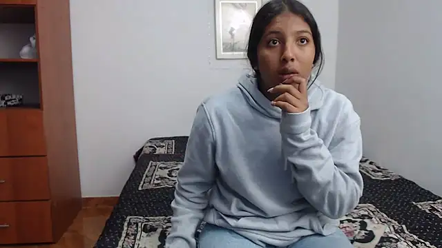 Snapshot of Sex_Latin699 chatting on 06/17/26, 11:27 Sex Latin699 online show from 06/17/26, 11:27