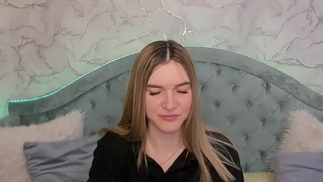 RoxyReignn online show from 05/31/26, 10:55