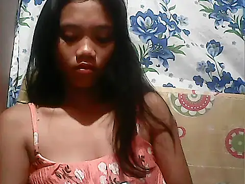 Snapshot of PINAY_SkinnyGirl123 chatting on 05/28/26, 08:39 PINAY SkinnyGirl123 online show from 05/28/26, 08:39