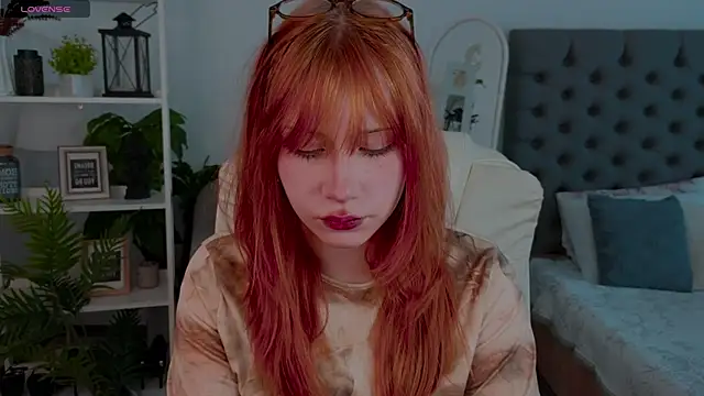 Snapshot of Fleur_Fox chatting on 05/31/26, 09:38 Fleur Fox online show from 05/31/26, 09:38