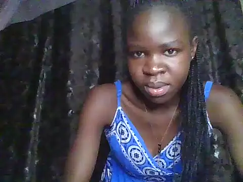 Snapshot of small_diva chatting on 06/01/26, 07:10 small diva online show from 06/01/26, 07:10