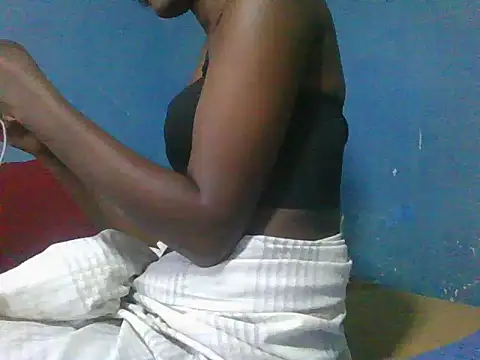 Petite-divaa online show from 06/22/26, 06:05