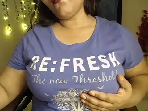 Snapshot of AmeliaSEXY- chatting on 05/31/26, 03:19 AmeliaSEXY- online show from 05/31/26, 03:19