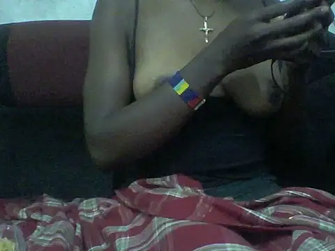 Snapshot of sexydiva333 chatting on 07/16/26, 08:37 sexydiva333 online show from 07/16/26, 08:37