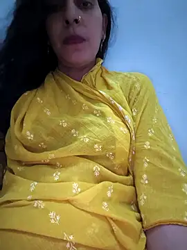 Snapshot of Neha-ji chatting on 06/03/26, 07:55 Neha-ji online show from 06/03/26, 07:55