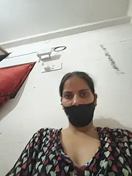 Snapshot of Neha-ji chatting on 06/24/26, 05:12 Neha-ji online show from 06/24/26, 05:12