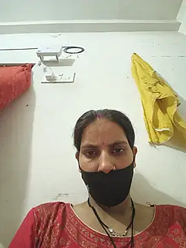 Snapshot of Neha-ji chatting on 07/06/26, 05:26 Neha-ji online show from 07/06/26, 05:26
