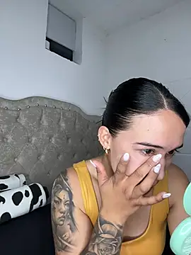 DaniRivers  online show from 07/02/26, 08:04