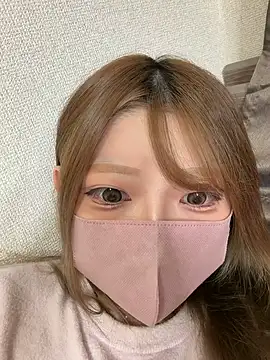 Snapshot of amu_nyan chatting on 07/17/26, 10:00 amu nyan online show from 07/17/26, 10:00