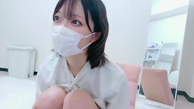Snapshot of Sharu_ru chatting on 06/02/26, 03:03 Sharu ru online show from 06/02/26, 03:03