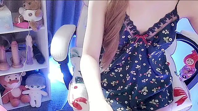 Jenny-Cake online show from 07/14/26, 05:34