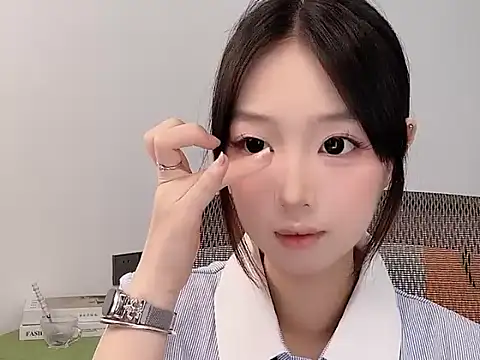Yoyo33355 online show from 05/28/26, 03:04