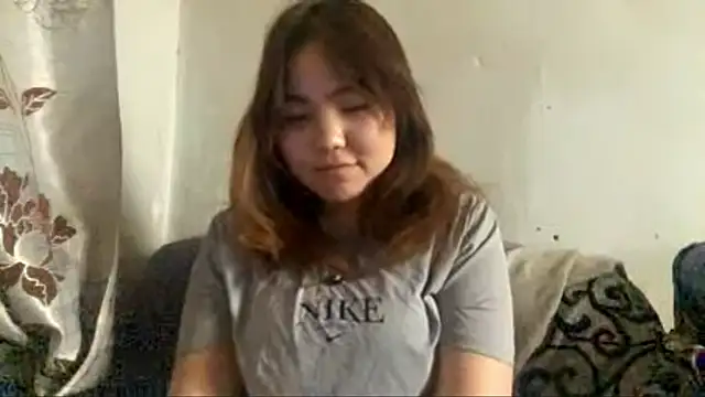 Snapshot of Molly_Teddy chatting on 06/06/26, 09:14 Molly Teddy online show from 06/06/26, 09:14