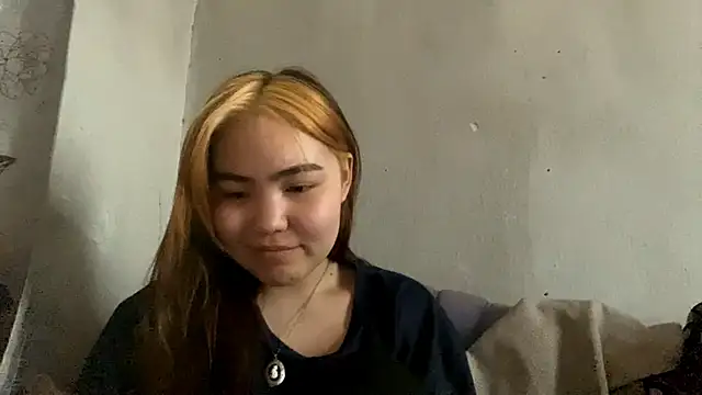 Snapshot of Molly_Teddy chatting on 06/11/26, 08:12 Molly Teddy online show from 06/11/26, 08:12