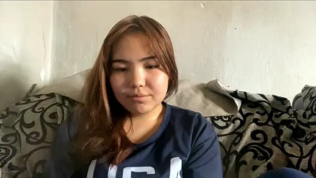 Snapshot of Molly_Teddy chatting on 08/08/26, 10:28 Molly Teddy online show from 08/08/26, 10:28