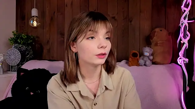 Snapshot of IvoryPesante chatting on 07/12/26, 08:38 IvoryPesante online show from 07/12/26, 08:38
