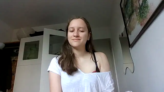 SoftieSophie online show from 06/20/26, 04:04