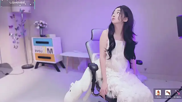 qianqianliao online show from 06/21/26, 07:44