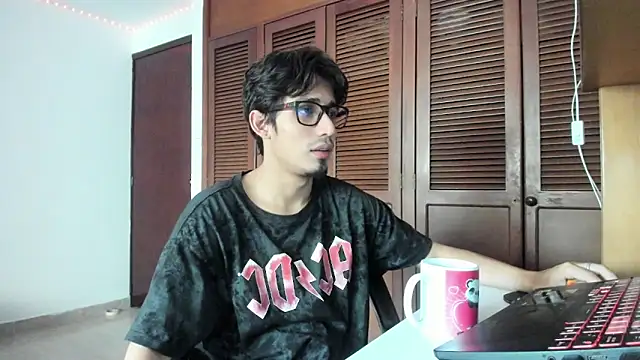 SrIncognito666 online show from 06/18/26, 11:03