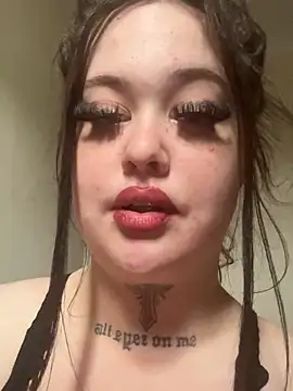 6foot3Woman online show from 06/04/26, 08:31