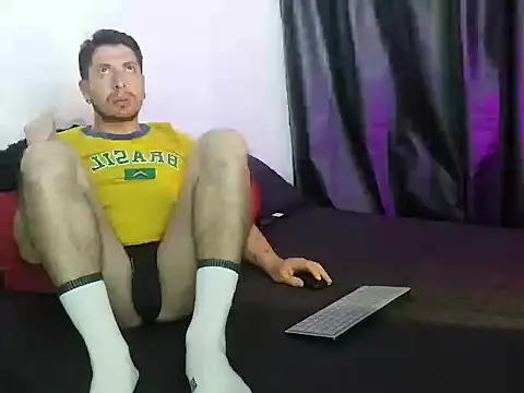 Snapshot of TorresLe chatting on 07/07/26, 02:58 TorresLe online show from 07/07/26, 02:58