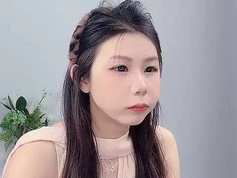 Snapshot of Rose_love69 chatting on 05/30/26, 03:03 Rose love69 online show from 05/30/26, 03:03