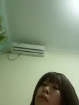 Snapshot of gunian_ chatting on 05/29/26, 03:32 gunian online show from 05/29/26, 03:32
