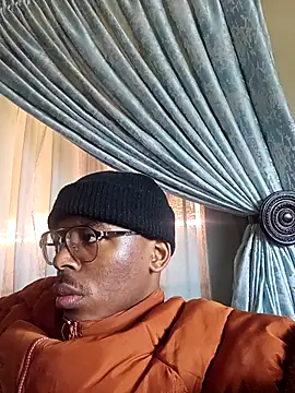 Snapshot of MbeshePTA chatting on 07/06/26, 10:45 MbeshePTA online show from 07/06/26, 10:45