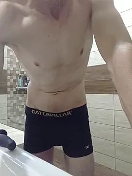 Snapshot of Nakedfanboy chatting on 06/18/26, 04:33 Nakedfanboy online show from 06/18/26, 04:33