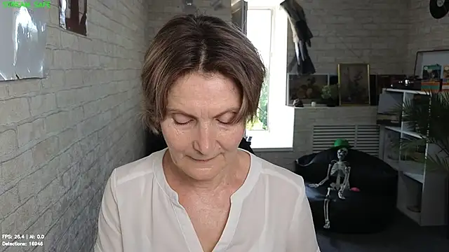 Snapshot of Mabel_Magic chatting on 07/15/26, 12:32 Mabel Magic online show from 07/15/26, 12:32