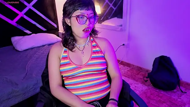 Snapshot of hannita_01 chatting on 07/10/26, 11:57 hannita 01 online show from 07/10/26, 11:57