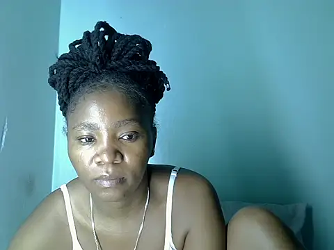 Snapshot of sassykisser chatting on 05/27/26, 01:35 sassykisser online show from 05/27/26, 01:35