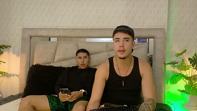 Snapshot of Alex-Rodriguezz chatting on 07/18/26, 12:09 Alex-Rodriguezz online show from 07/18/26, 12:09
