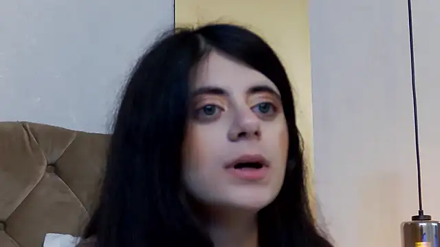 Snapshot of IrisDoudou chatting on 07/28/26, 08:52 IrisDoudou online show from 07/28/26, 08:52
