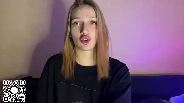 xXMelanieseXx online show from 07/10/26, 03:25