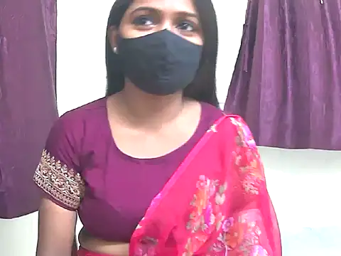 Snapshot of Queen_Priti chatting on 06/01/26, 11:56 Queen Priti online show from 06/01/26, 11:56