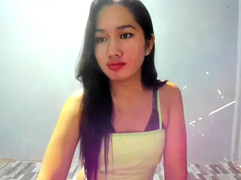 Snapshot of NikitaLuxe chatting on 05/27/26, 12:57 NikitaLuxe online show from 05/27/26, 12:57