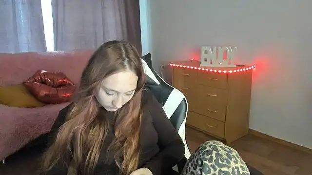 ModelGyrl online show from 07/11/26, 01:08