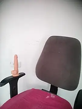 ScarletLovee  online show from 06/16/26, 08:11