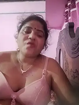 Maya Vabi online show from 07/03/26, 02:34