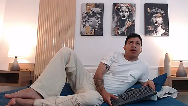 Snapshot of Diego_salvatore chatting on 06/15/26, 02:41 Diego salvatore online show from 06/15/26, 02:41