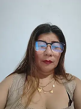 Snapshot of fire_mommy chatting on 06/26/26, 09:41 fire mommy online show from 06/26/26, 09:41