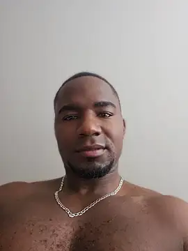 Snapshot of tu_negrito_sexy chatting on 06/17/26, 01:12 tu negrito sexy online show from 06/17/26, 01:12
