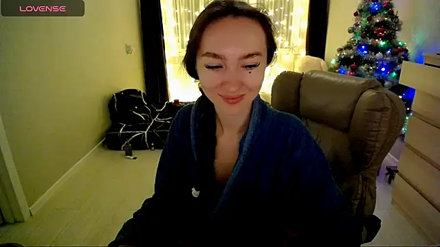 Snapshot of Maryana_Ro chatting on 02/03/25, 11:36 Maryana Ro online show from 02/03/25, 11:36