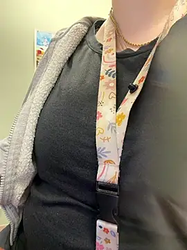 alyssabbygirll online show from 06/12/26, 02:49
