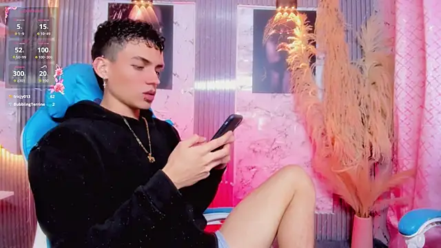 latino boyy  online show from 06/07/26, 01:59