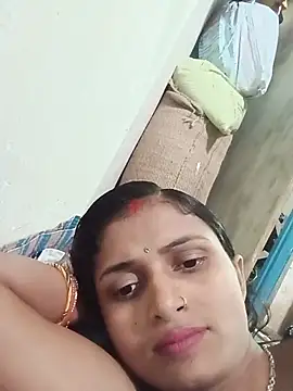Snapshot of priya_970 chatting on 05/29/26, 08:45 priya 970 online show from 05/29/26, 08:45